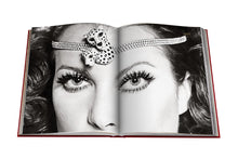 Load image into Gallery viewer, Slipcase Cartier Panthere - Hardcover

