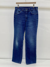Load image into Gallery viewer, Vintage Levi Jeans

