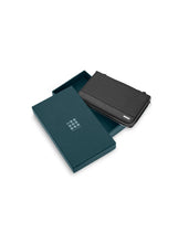 Load image into Gallery viewer, Classic Leather Clutch Wallet
